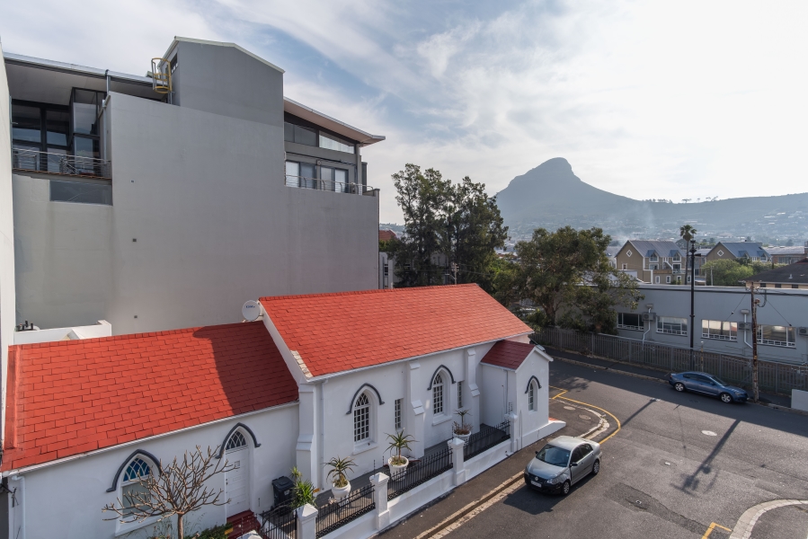 1 Bedroom Property for Sale in Gardens Western Cape